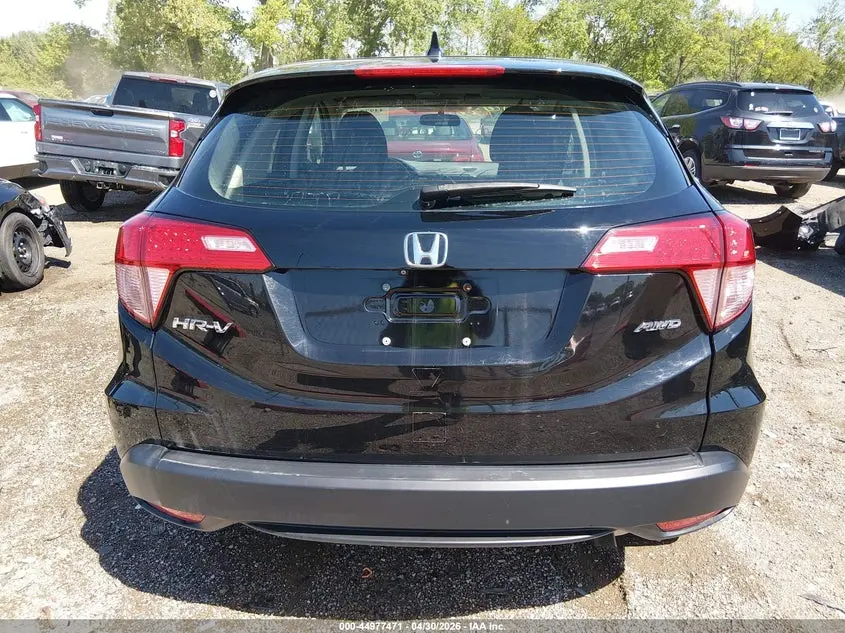 2017 HONDA HR-V LX