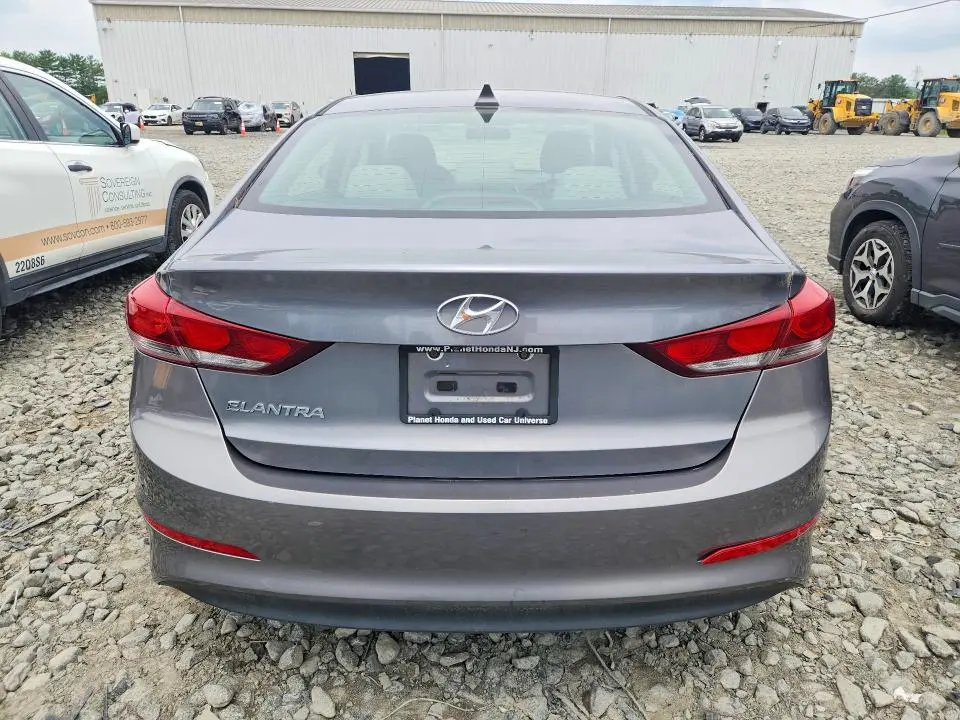 2018 HYUNDAI ELANTRA SEL  