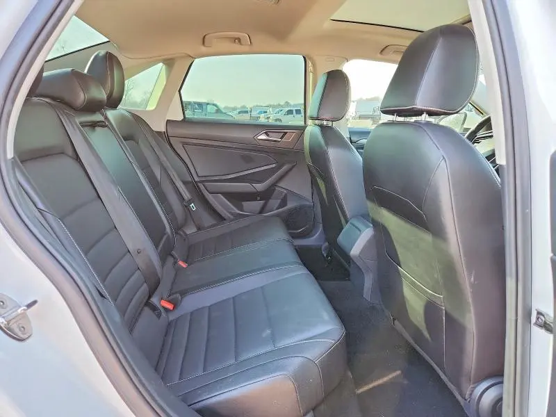 2022 VOLKSWAGEN JETTA SE  