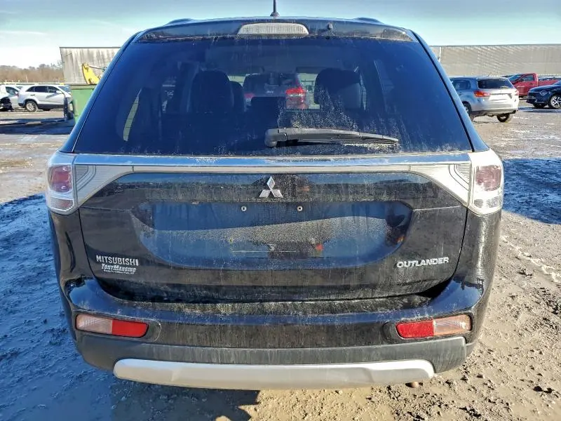 2015 MITSUBISHI OUTLANDER SE  