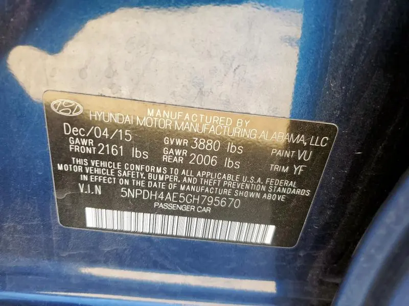 2016 HYUNDAI ELANTRA SE  