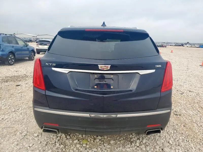 2017 CADILLAC XT5 