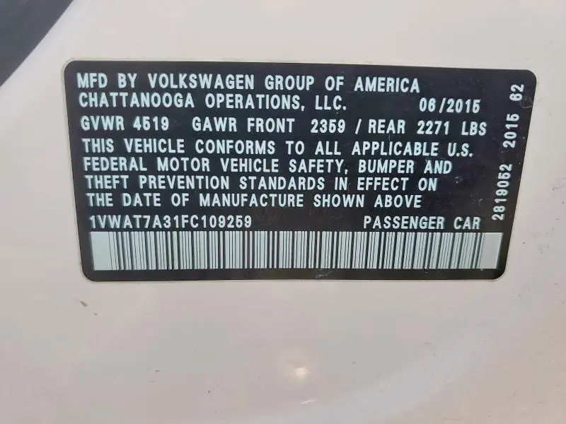 2015 VOLKSWAGEN PASSAT S  