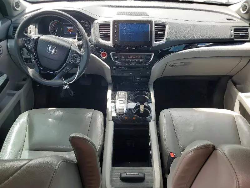2017 HONDA PILOT TOURING  