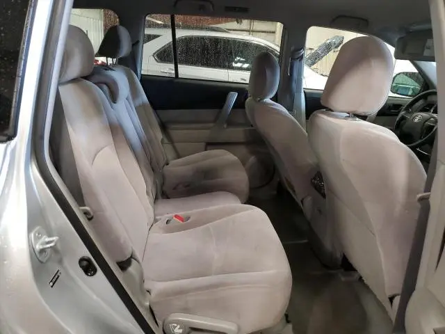 2010 TOYOTA HIGHLANDER   