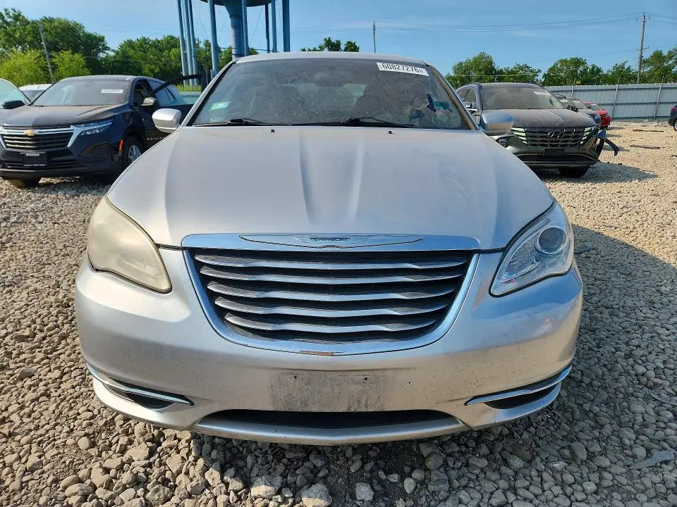 2012 CHRYSLER 200   