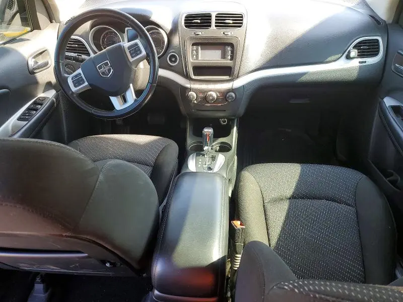2020 DODGE JOURNEY SE  