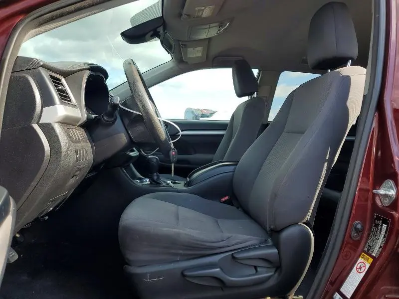 2017 TOYOTA HIGHLANDER LE  