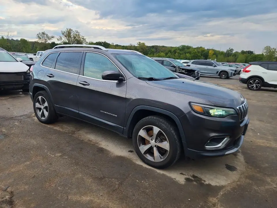 2019 JEEP CHEROKEE LIMITED  
