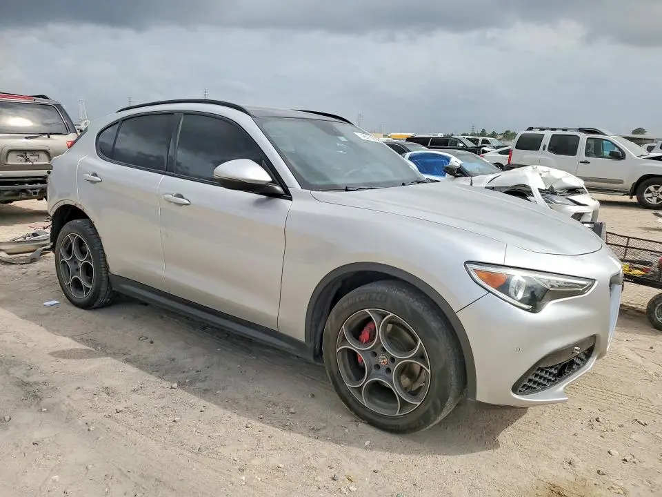 2018 ALFA ROMEO STELVIO TI SPORT  