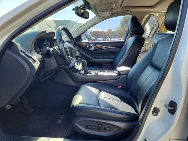 2019 INFINITI Q50 LUXE  