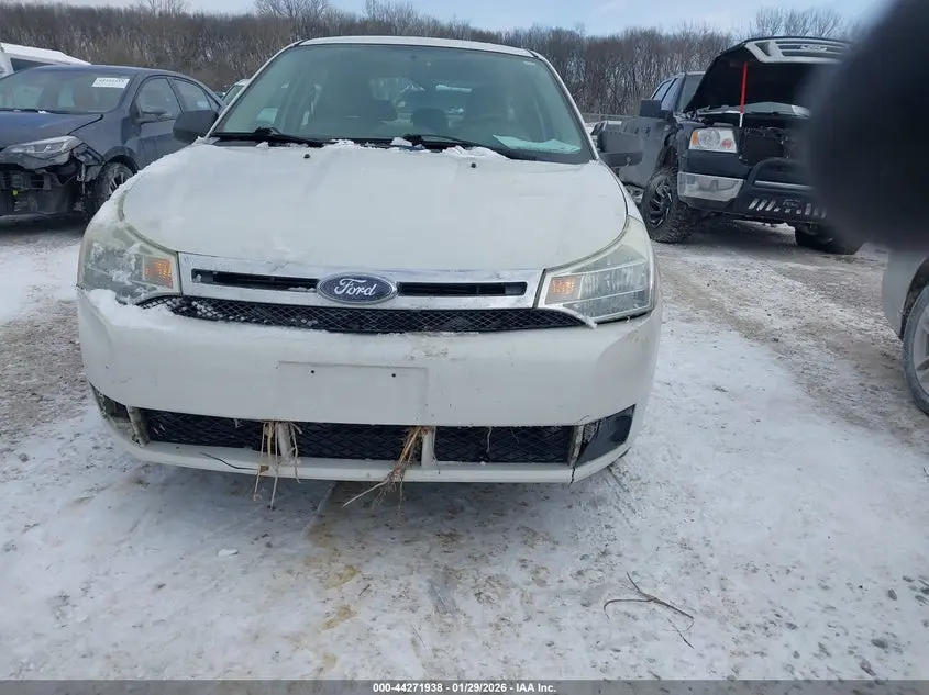 2010 FORD FOCUS SE