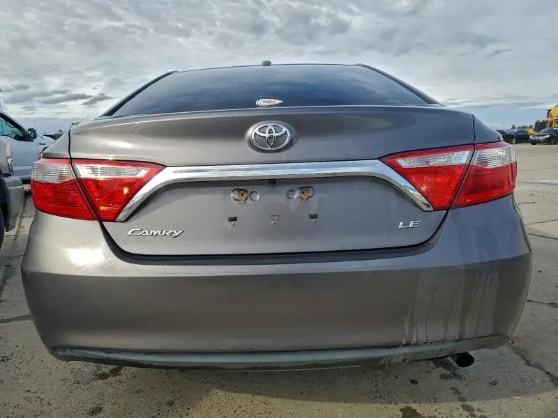 2017 TOYOTA CAMRY LE  