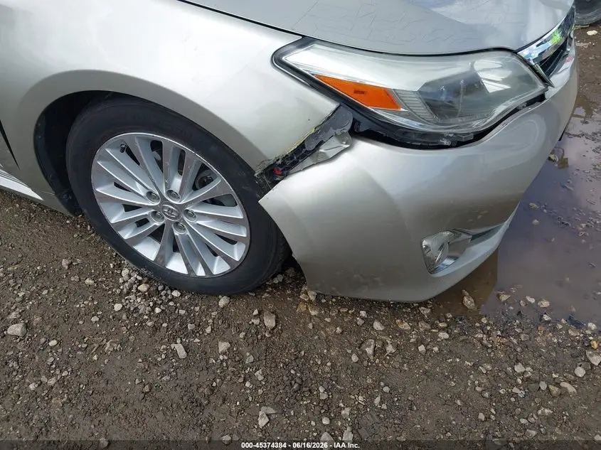 2015 TOYOTA AVALON HYBRID LIMITED