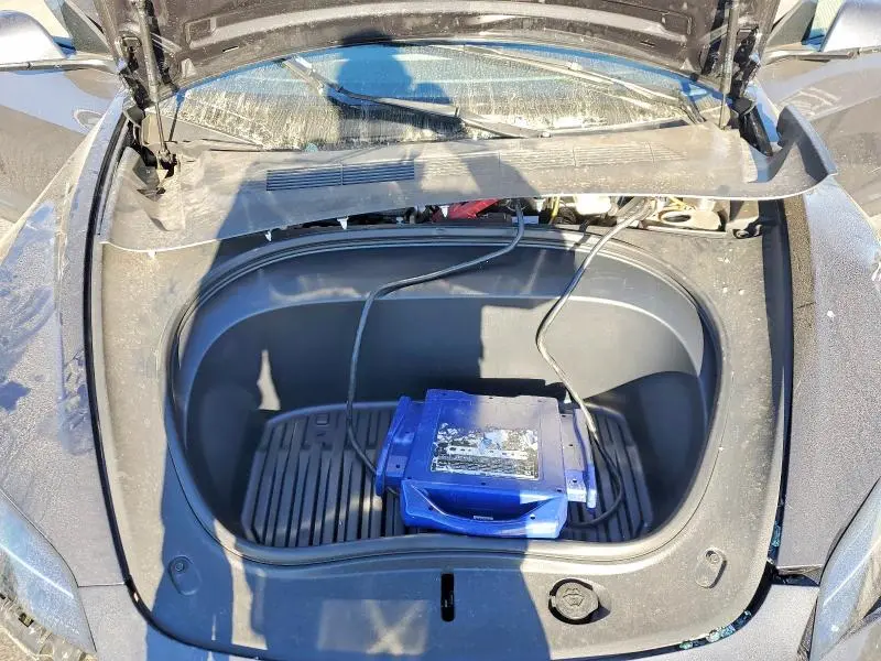 2026 TESLA MODEL 3   