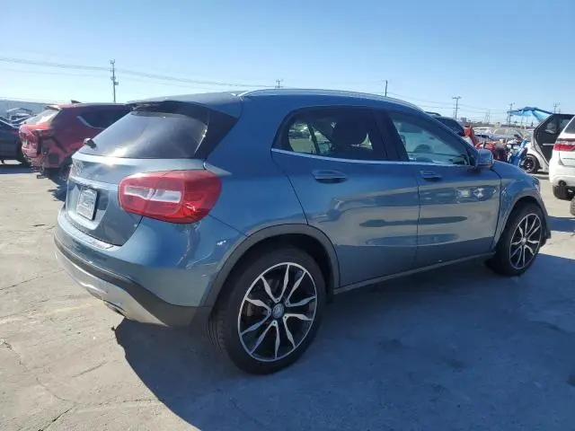 2015 MERCEDES-BENZ GLA 250  
