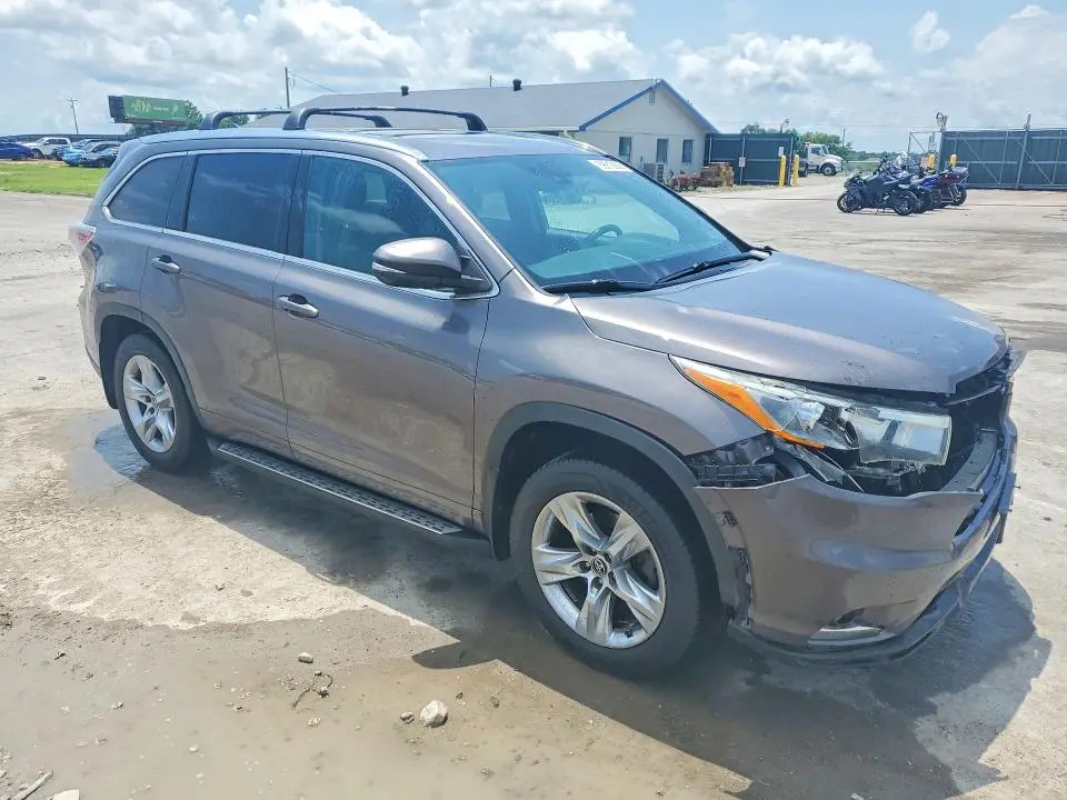 2016 TOYOTA HIGHLANDER LIMITED  