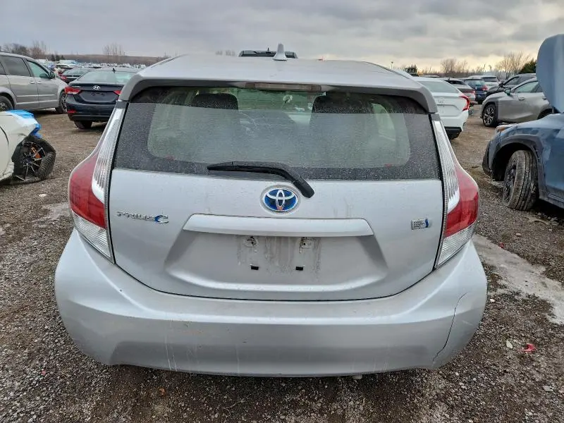 2015 TOYOTA PRIUS C   