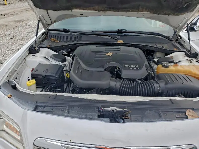 2012 CHRYSLER 300 LIMITED  