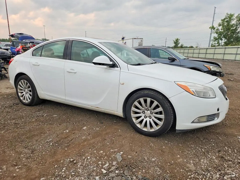 2011 BUICK REGAL CXL  