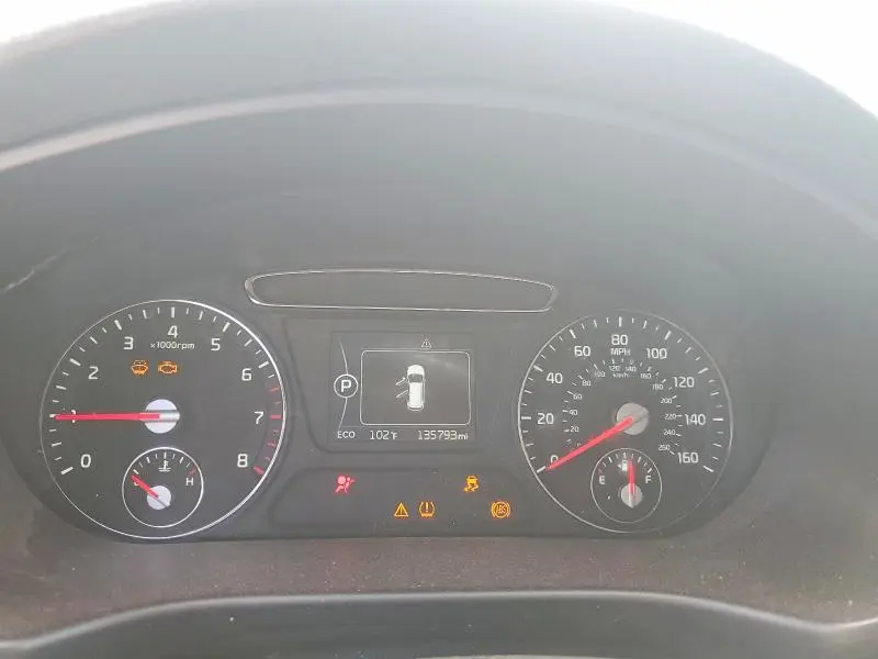2017 KIA SORENTO LX  