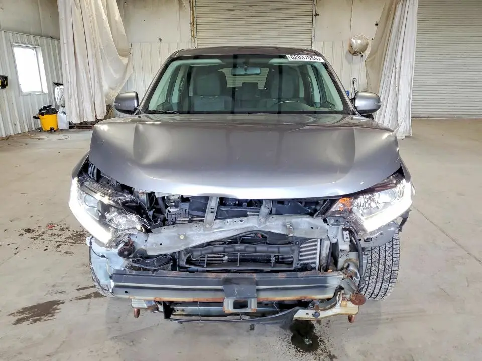 2017 MITSUBISHI OUTLANDER SE  