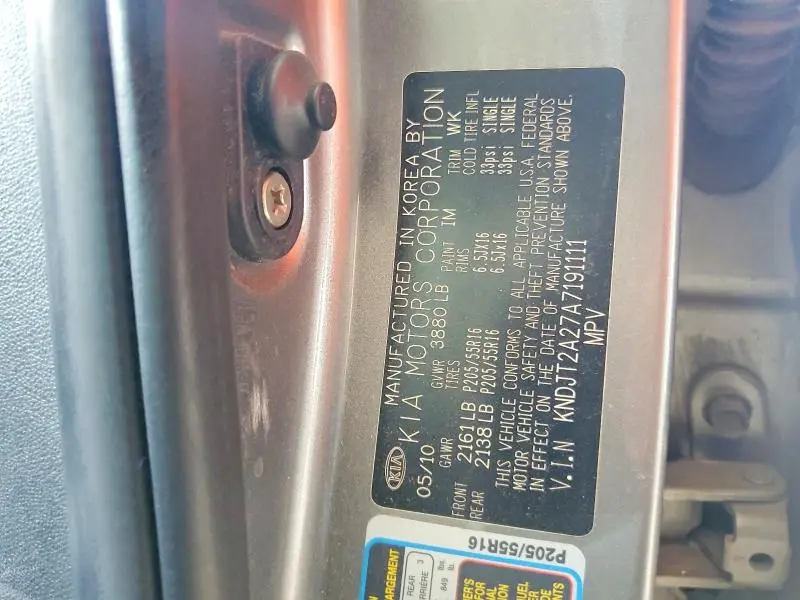 2010 KIA SOUL +  