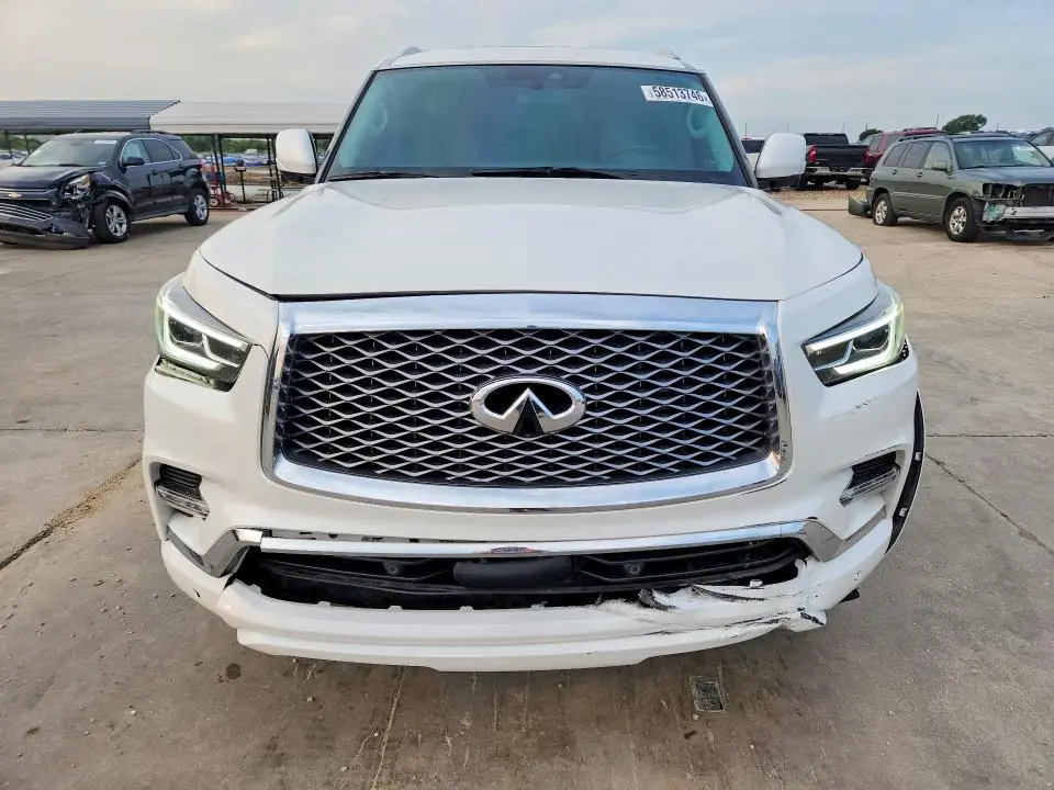 2022 INFINITI QX80 LUXE  