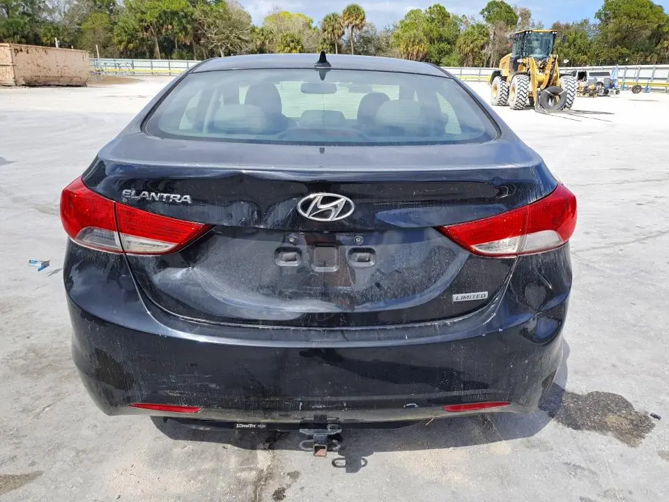 2012 HYUNDAI ELANTRA LIMITED  