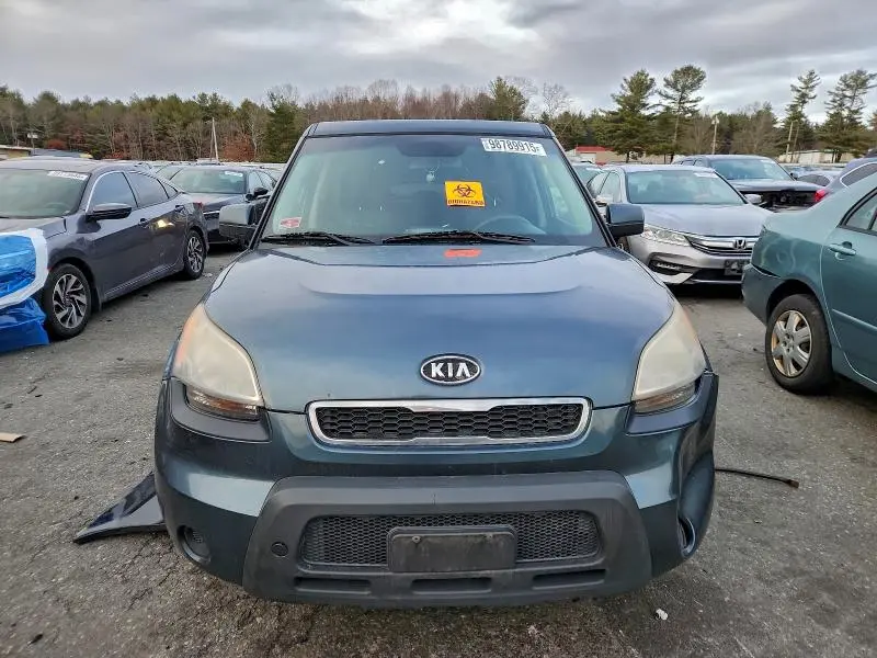 2011 KIA SOUL +  