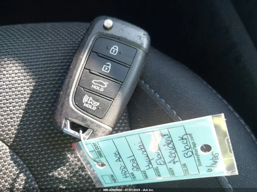 2021 HYUNDAI ELANTRA SE