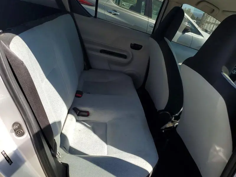 2014 TOYOTA PRIUS C ONE  
