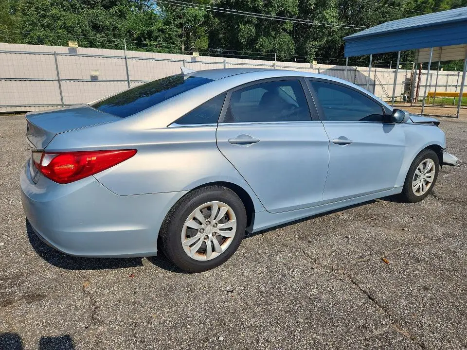 2013 HYUNDAI SONATA GLS  
