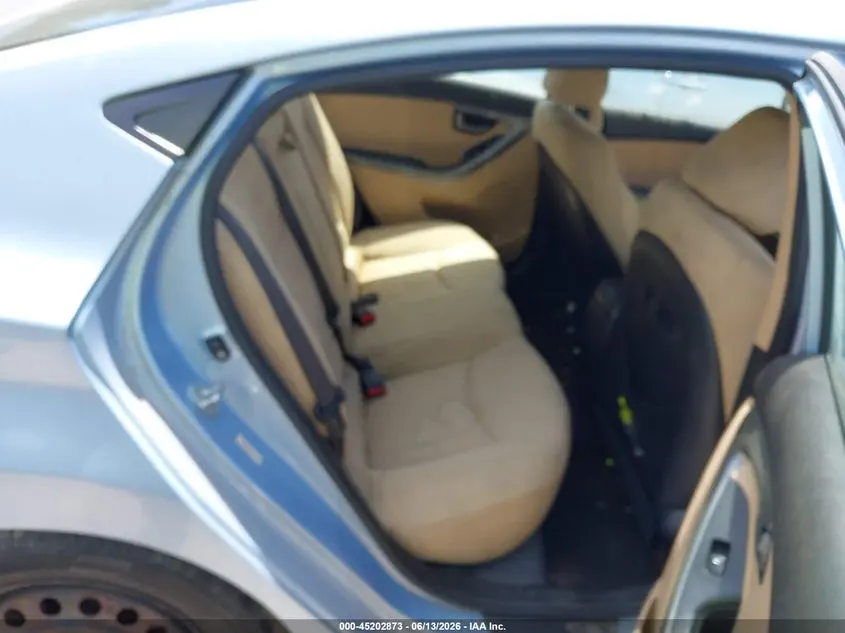 2013 HYUNDAI ELANTRA GLS