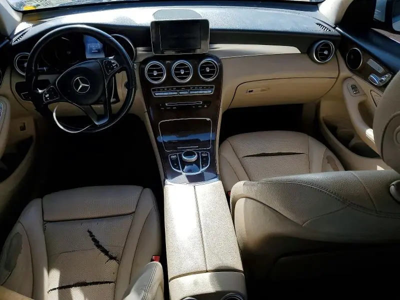 2019 MERCEDES-BENZ GLC 300  