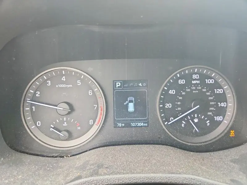 2017 HYUNDAI TUCSON SE PLUS  