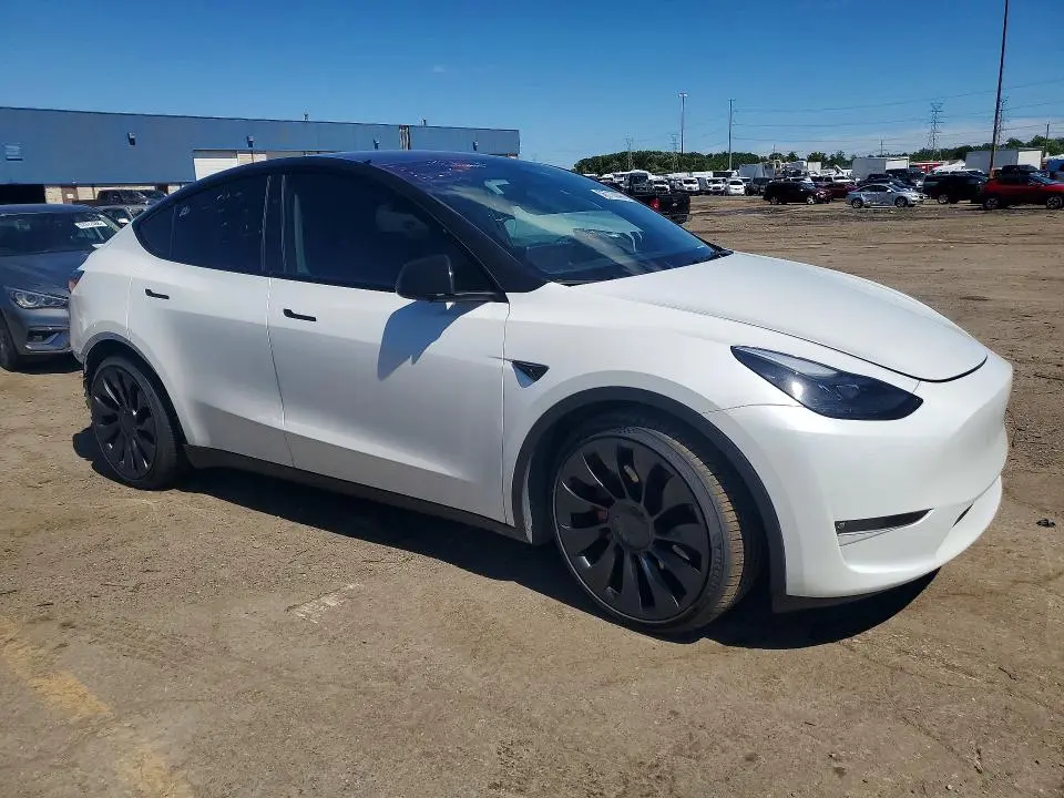 2023 TESLA MODEL Y   