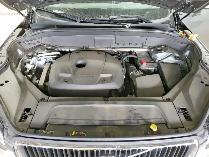 2018 VOLVO XC90 T5  
