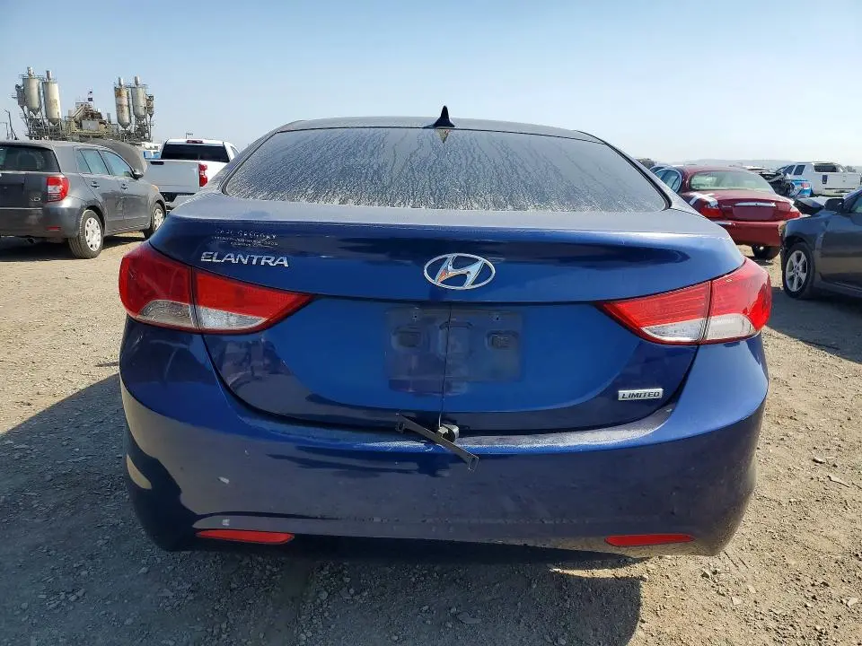 2013 HYUNDAI ELANTRA LIMITED  