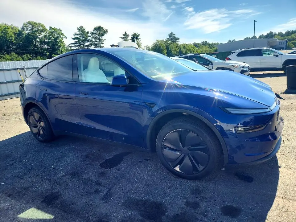 2026 TESLA MODEL Y   