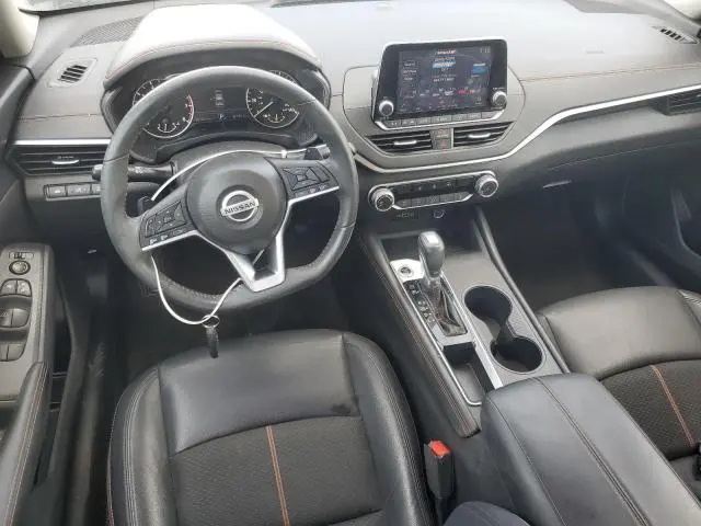 2022 NISSAN ALTIMA SR  