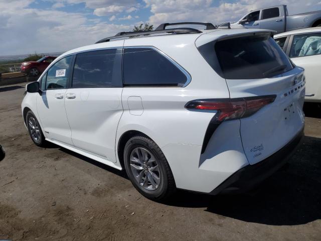 2021 TOYOTA SIENNA LE