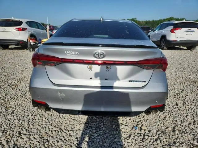 2019 TOYOTA AVALON XLE  