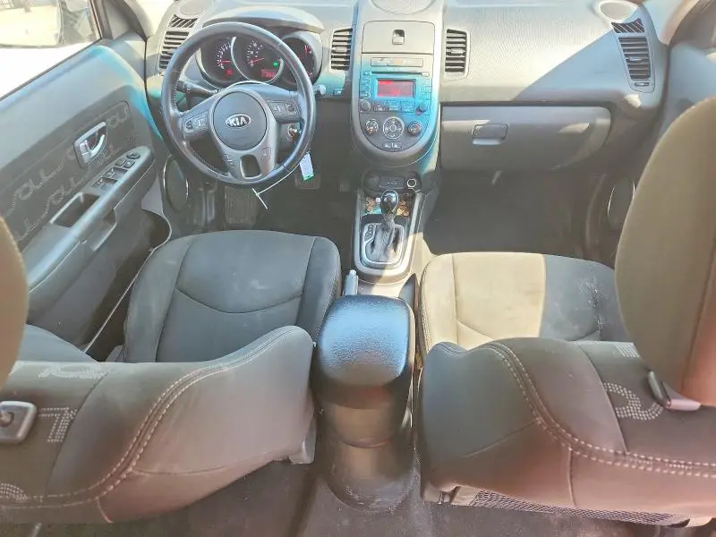 2013 KIA SOUL +  