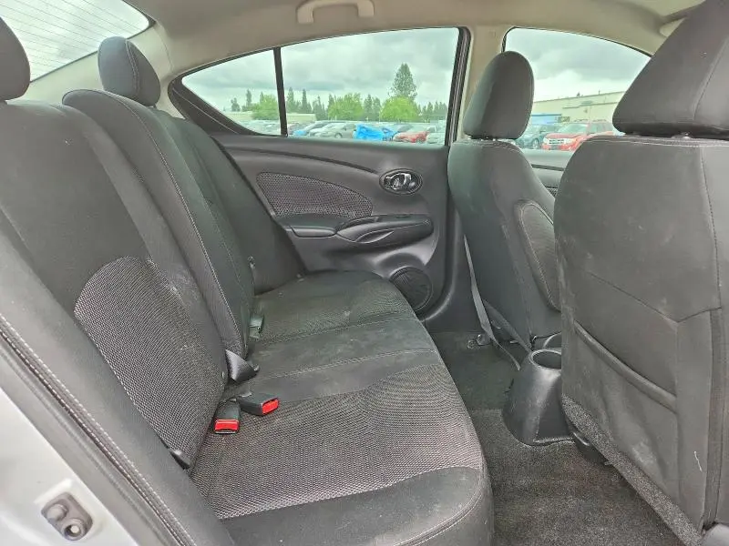 2019 NISSAN VERSA SV  