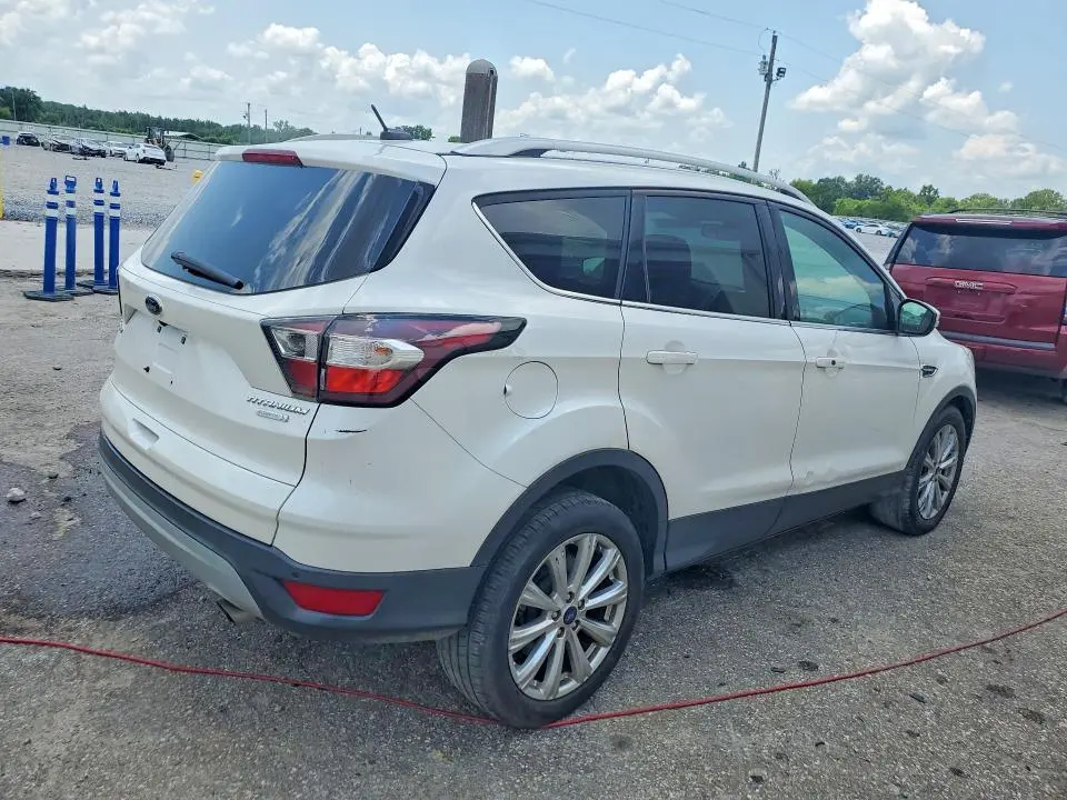 2017 FORD ESCAPE TITANIUM  