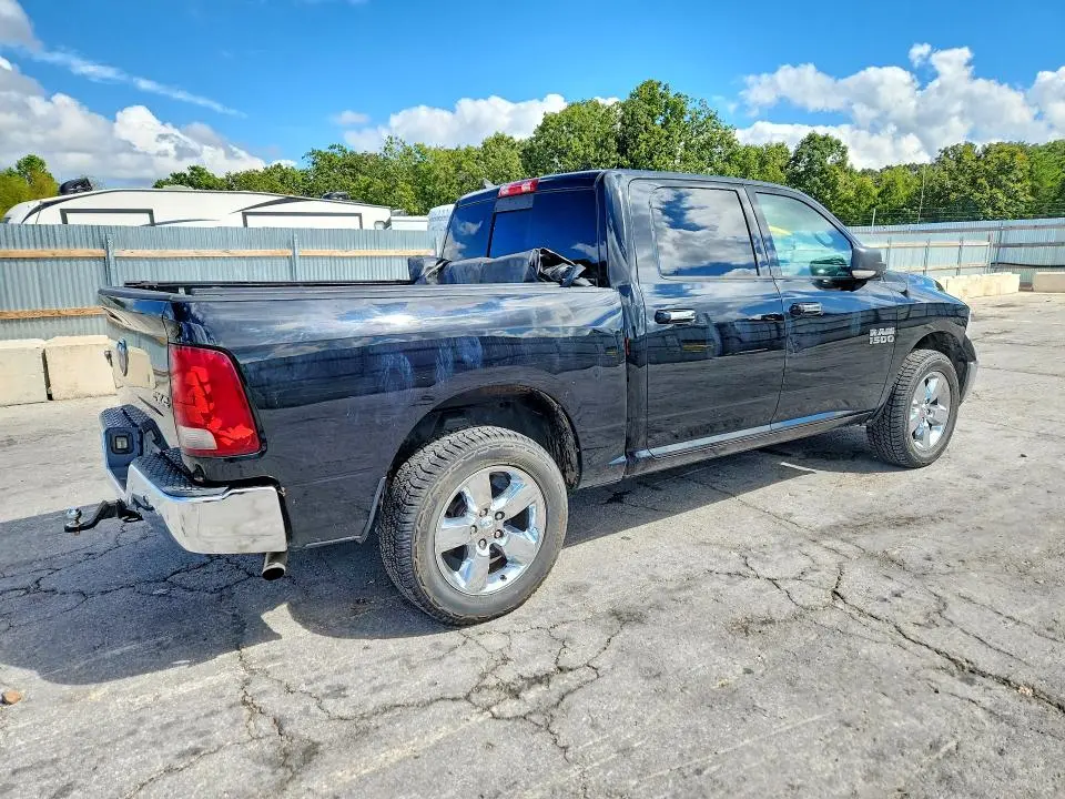 2014 RAM 1500 SLT  