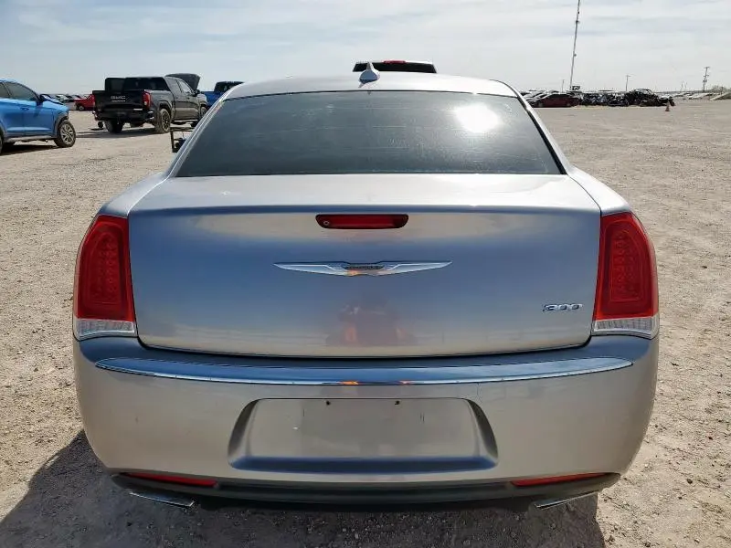 2015 CHRYSLER 300 LIMITED  