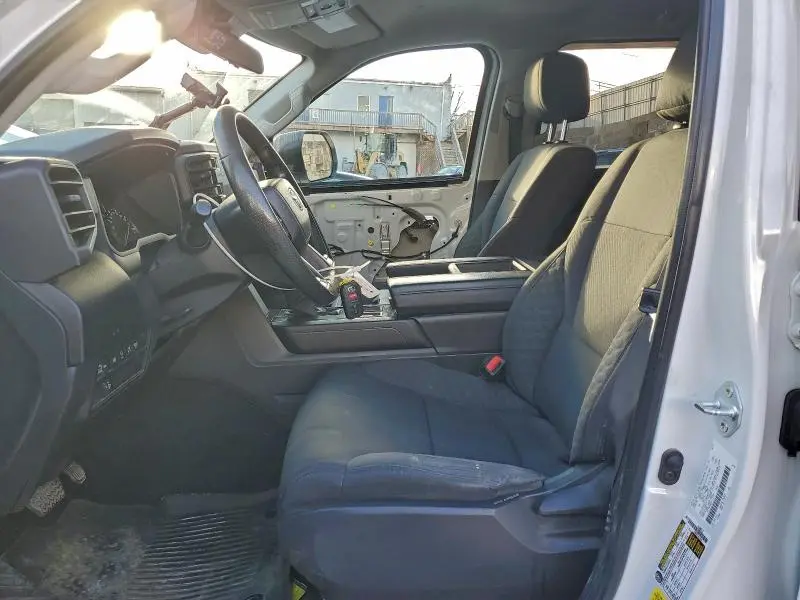 2023 TOYOTA TUNDRA CREWMAX SR  