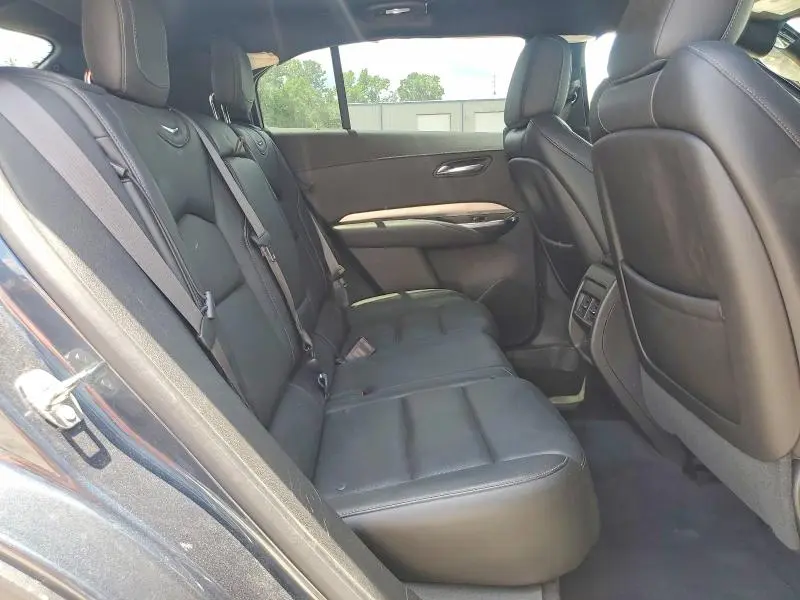 2019 CADILLAC XT4 PREMIUM LUXURY  